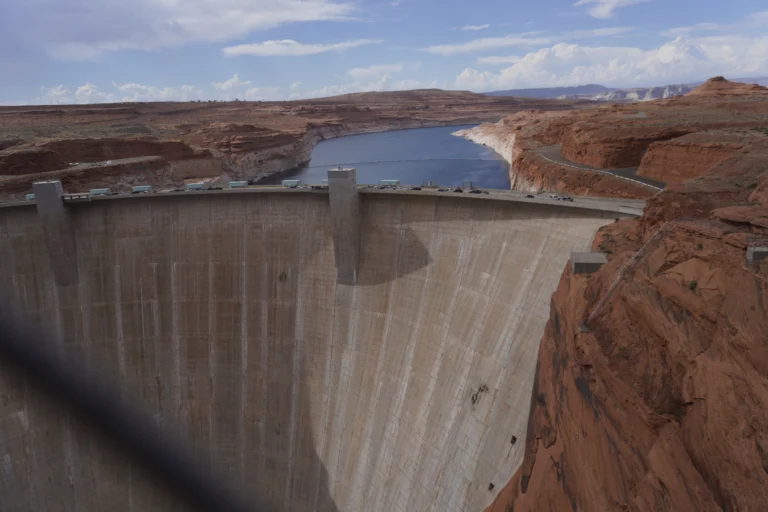 Hiking The Glen Canyon Dam Overlook In Page AZ