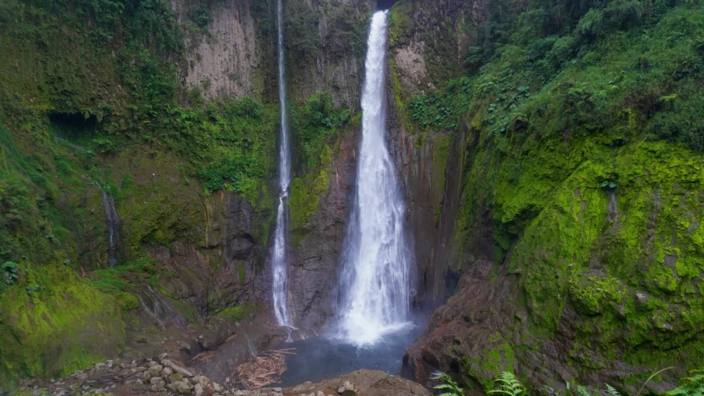 Catarata del Toro