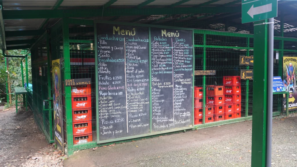 Cafeteria in Manuel Antonio Park