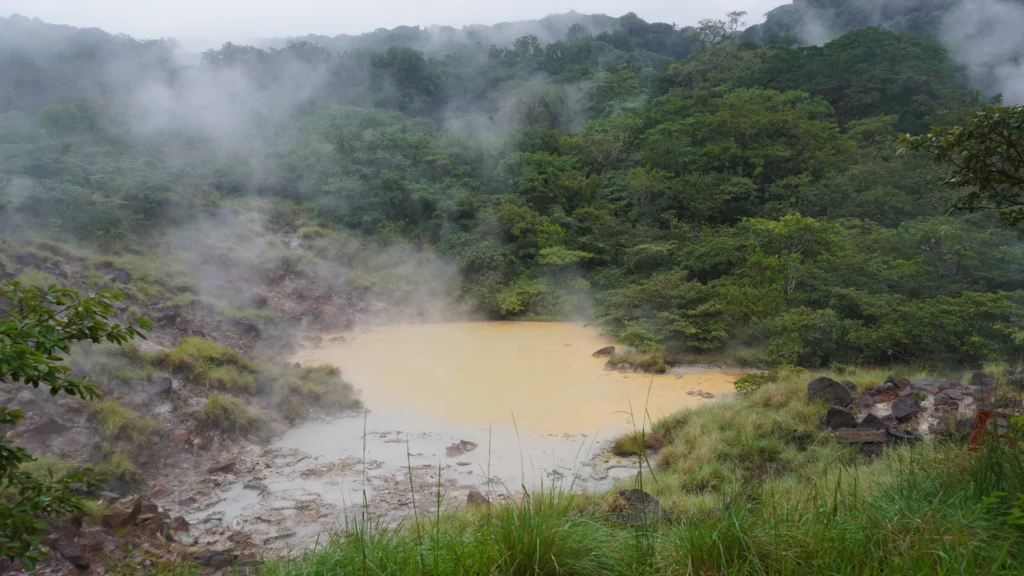 Fumarolic lagoon, Rincon de la Vieja