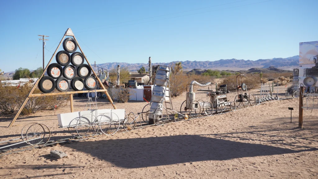 Noah Purifoy Desert Art Museum, Joshua Tree 