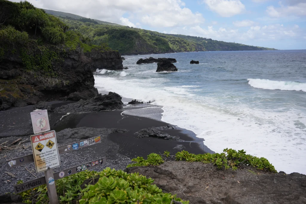Seven Sacred Pools Trail